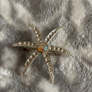 Elegant Vintage AJC Silver Starfish Ocean Brooch